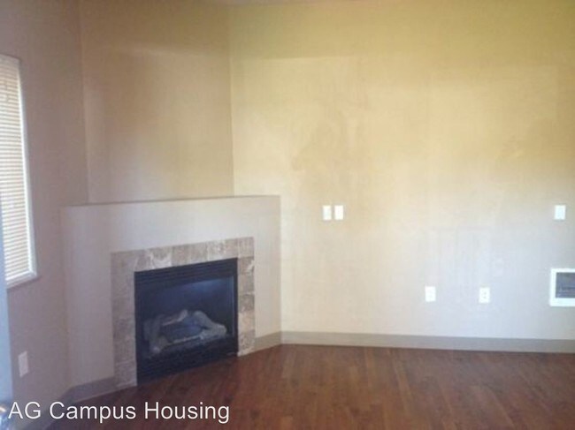Building Photo - 1448 Hilyard St