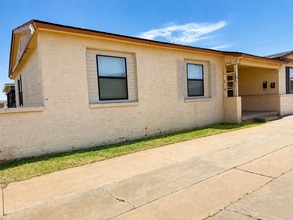 Building Photo - 4205 35th St