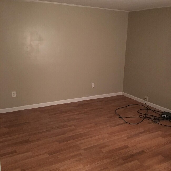 2 Oaklawn Ave Unit 2A, Farmingville, NY 11738 2 Oaklawn Ave