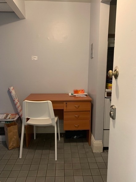 Building Photo - 466 Commonwealth Ave