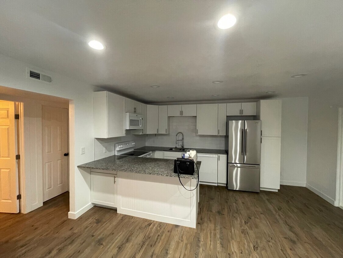 Foto principal - 111 Lilac Way