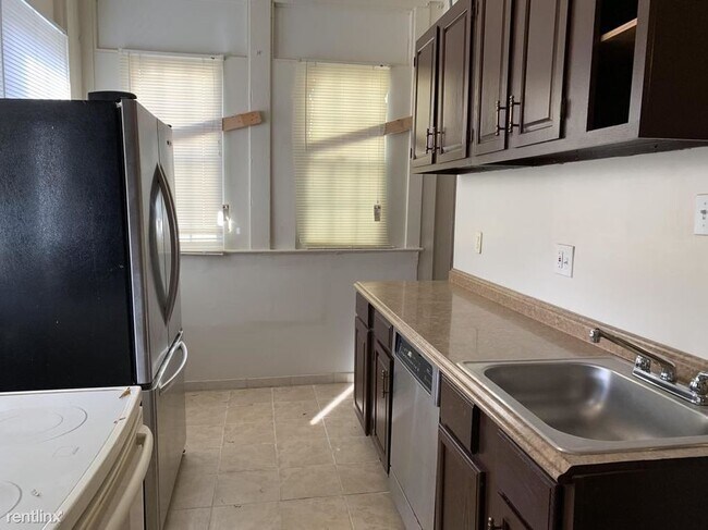 Foto del edificio - 3500 16th St NW