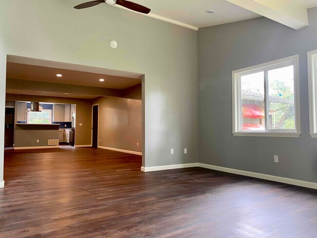 Foto del edificio - 4795 Norfolk Cir