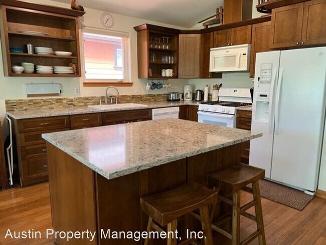 Foto del edificio - 3 br, 3 bath House - 1548 NW Kingston