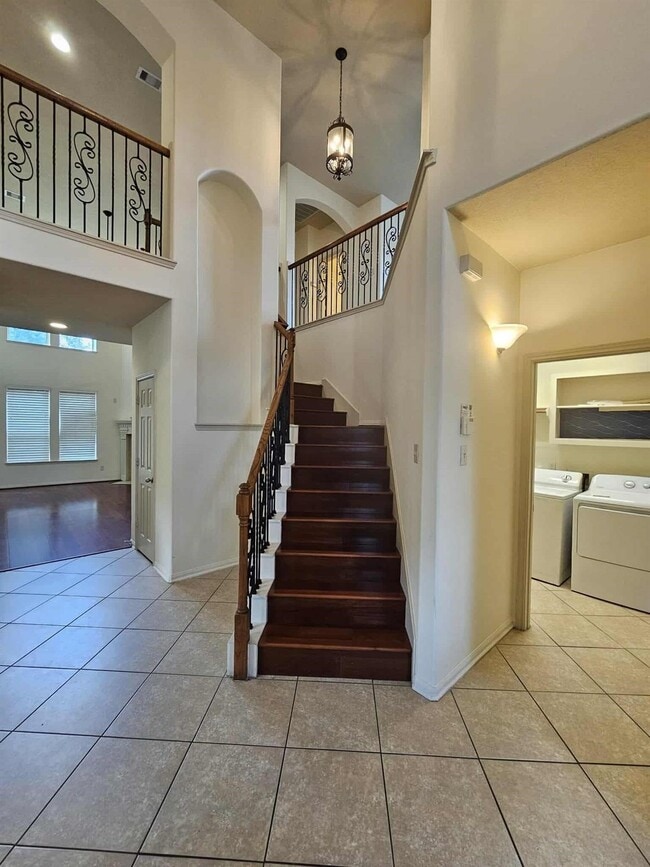 Foto del edificio - 4923 Windy Orchard Ln