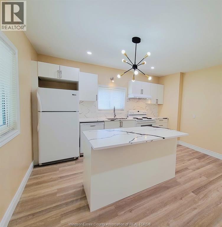 Photo principale - 680 Caron Ave