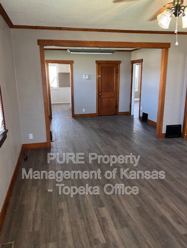 Building Photo - 1020 SW Woodward Ave