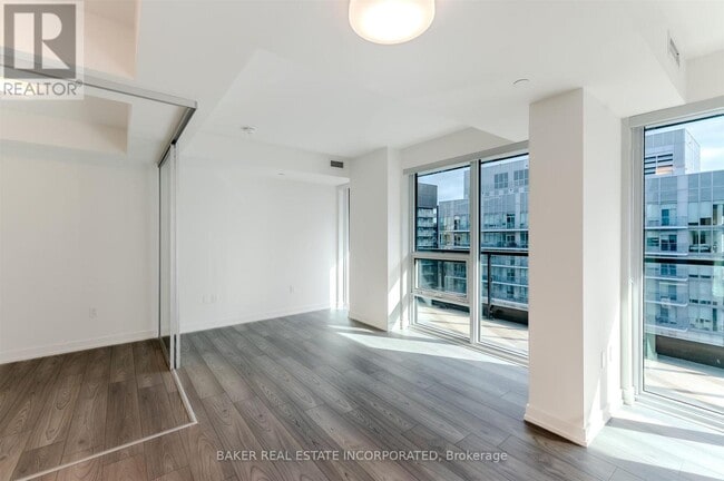 Building Photo - 223 Redpath Ave