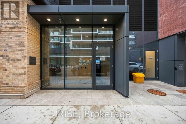 Photo du bâtiment - 47 Mutual St