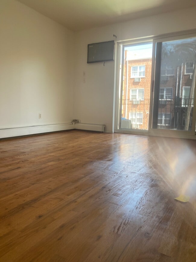 Foto del edificio - 15533 78th St