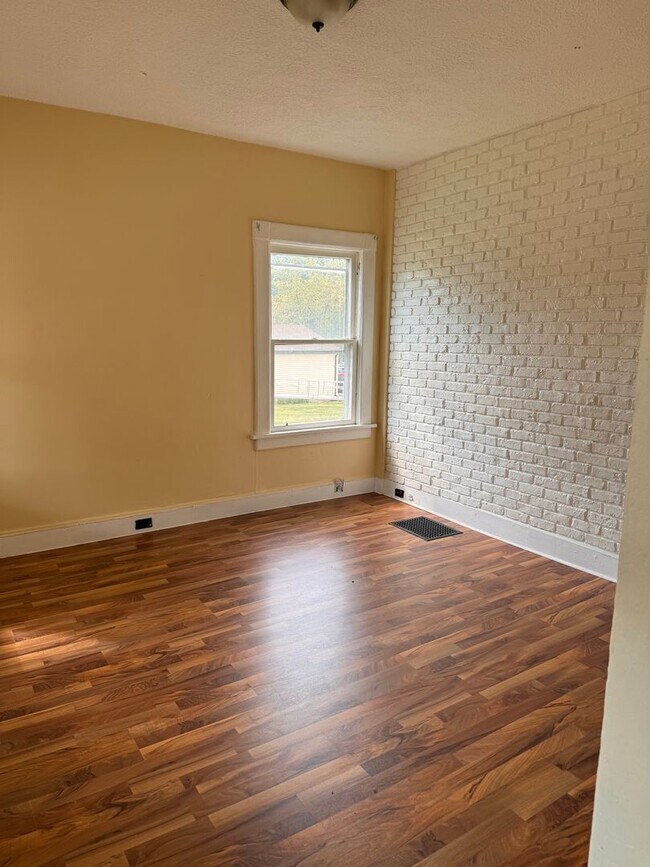 100 Stambaugh Ave, Sharon, PA 16146 House Rental in Sharon, PA