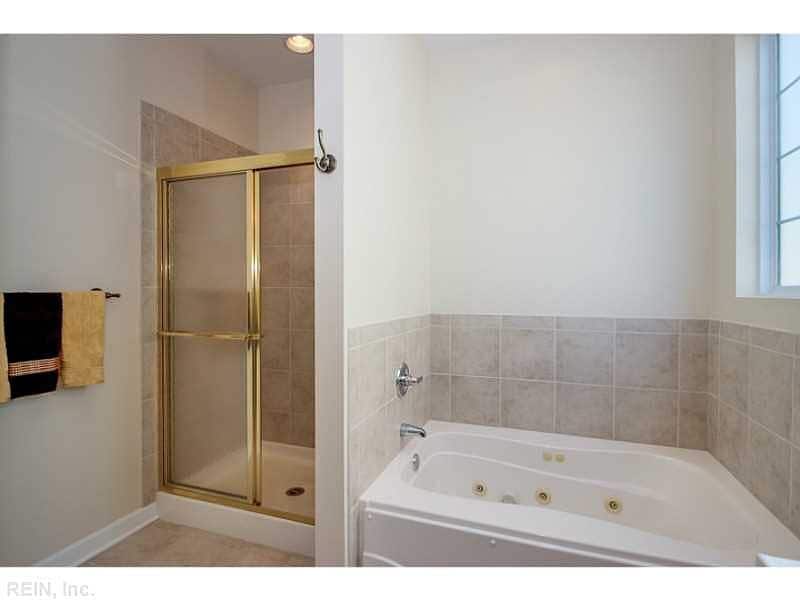 Primary Photo - 4521 Northwood Dr