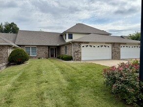Building Photo - 545-2 St Andrews Dr