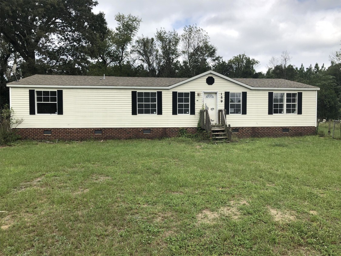 Primary Photo - 159 Jeffcoat Bridge Rd