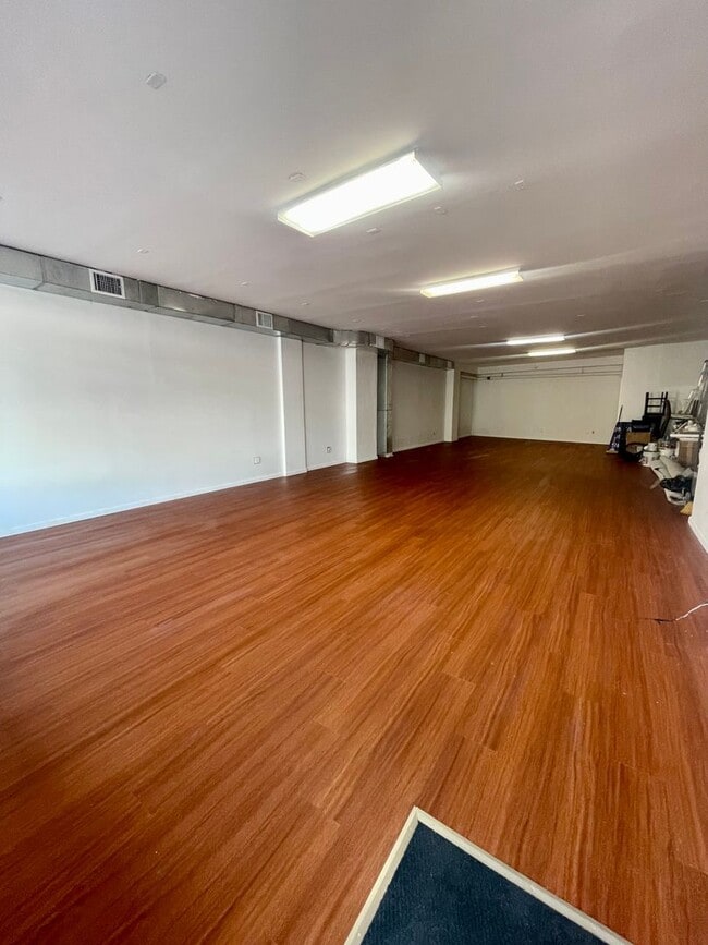 6978 - 6978 Apartment