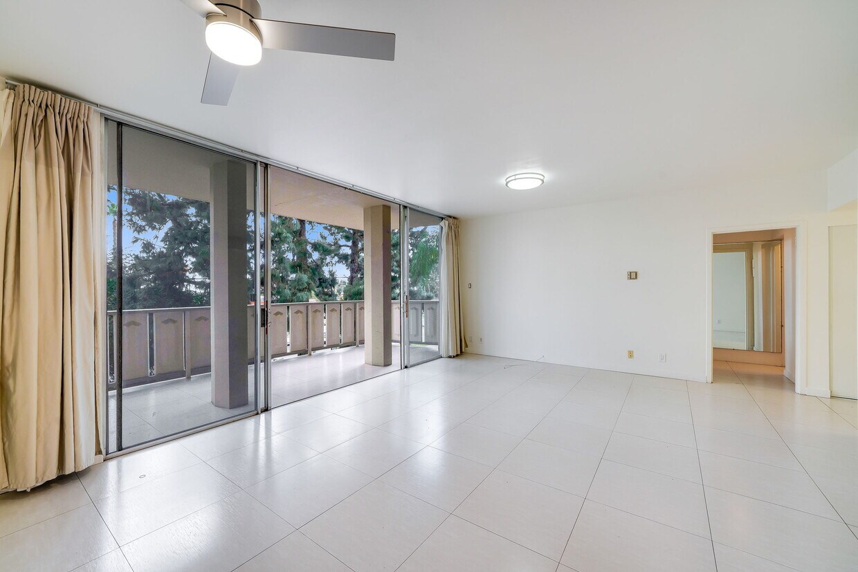 4455 Los Feliz Blvd Unit 205, Los Angeles, CA 90027 Condo for Rent in Los Angeles, CA