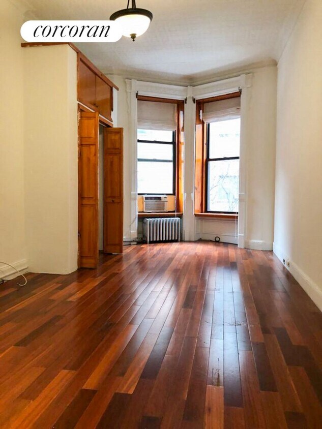 Primary Photo - 144 W 73rd St