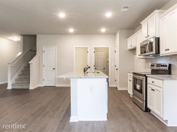 Building Photo - 3 br, 2 bath House - 1020 Mcconaughy Court