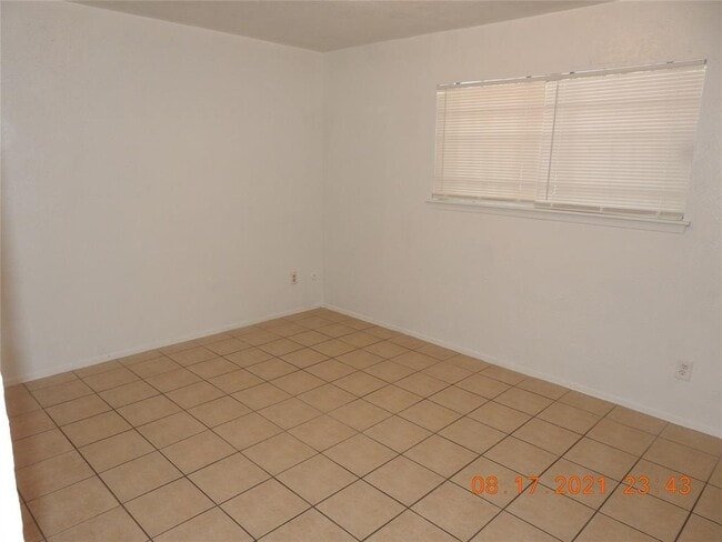 Building Photo - 6305 Westward St