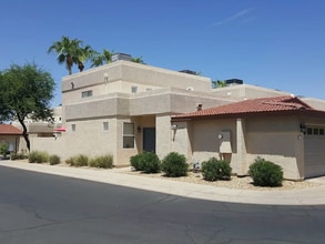 Building Photo - 3221 N 37th St