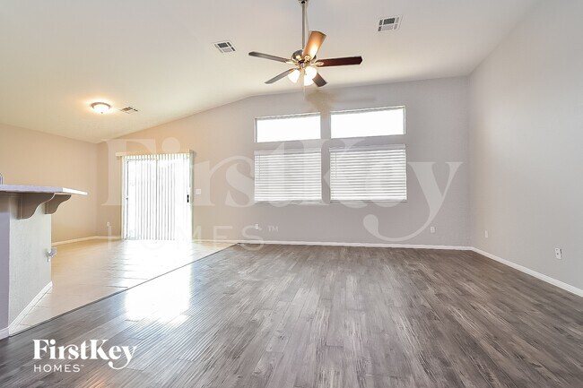 Building Photo - 7841 Olympus Ave