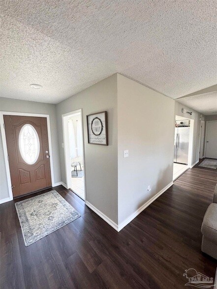 Foto del edificio - 10936 Oak Valley Dr