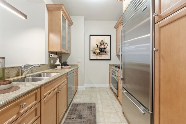 Building Photo - 600 N Lake Shore Dr