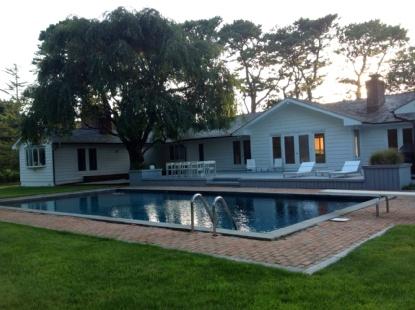 Building Photo - 61 E Hollow Rd