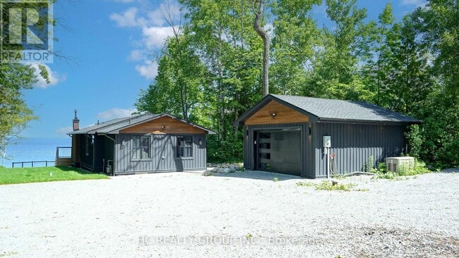 Building Photo - 456 Silver Birch Dr