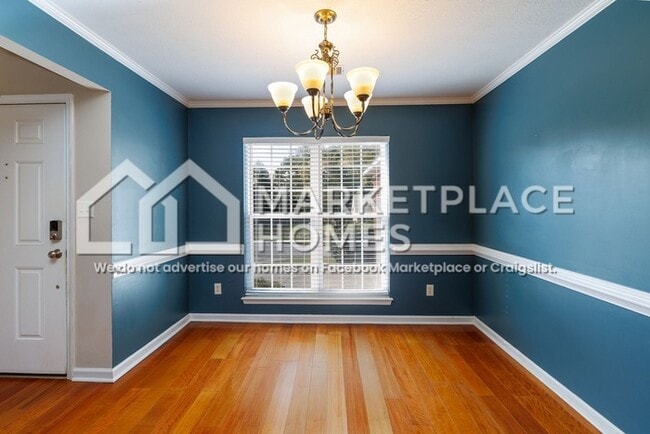 Foto del edificio - 512 Marble Falls
