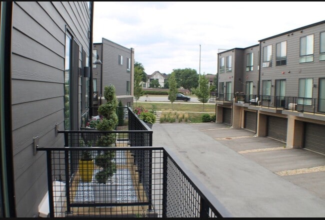 Building Photo - 2323 Prestige Pl