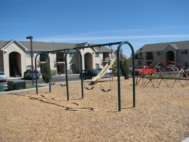 Building Photo - Timberlake Village Apartments