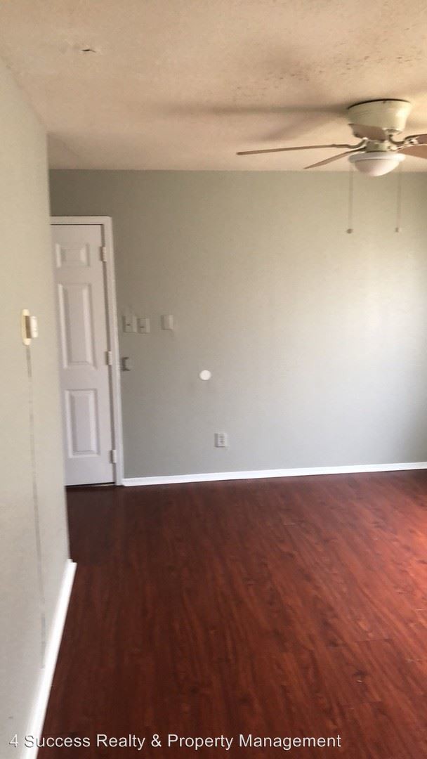 Building Photo - 1370 Vollintine Ave