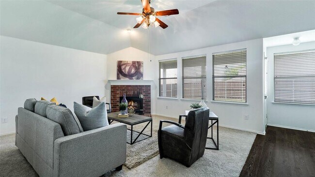 Foto del edificio - 5112 Bald Cypress Ln