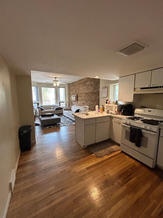 Photo - 863 W Lill Ave Apartment