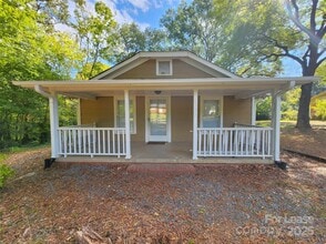 Building Photo - 6727 Martha Melvin Rd