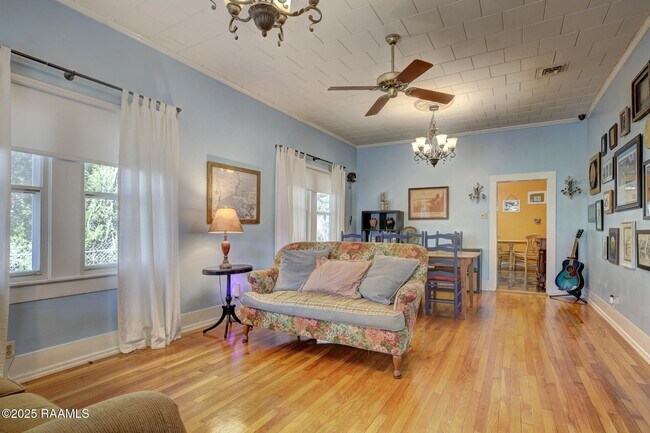 Building Photo - 519 Mudd Ave