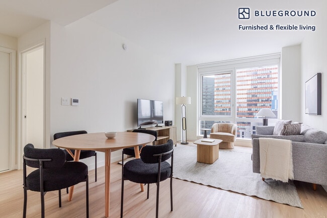 Building Photo - 27-01 Jackson Ave