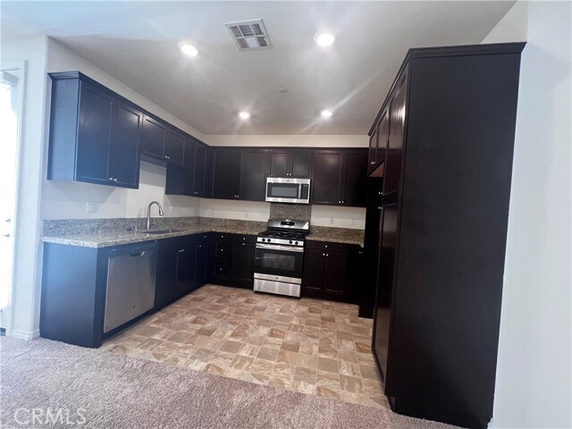 Foto del edificio - 5937 Oatfield Ave