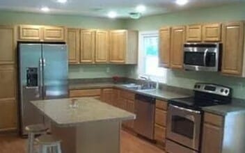 Building Photo - 325 Bucknell Cir