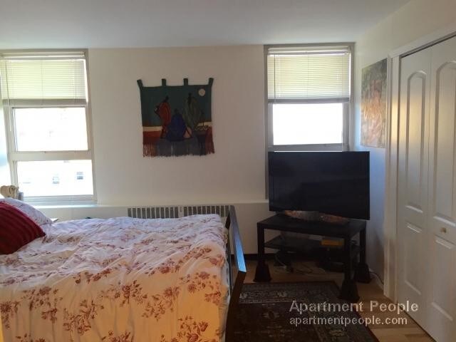 Foto del edificio - 3950 N Lake Shore Dr