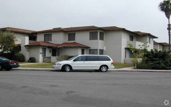 Building Photo - 4100-4114 Patrice Rd
