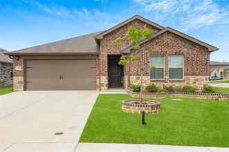 Building Photo - 1332 Pierce Ln