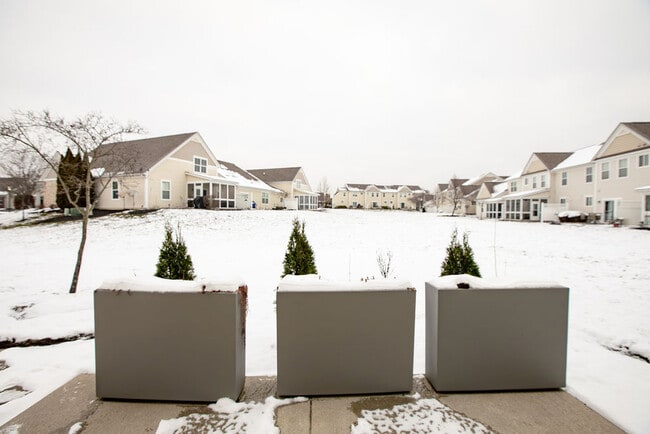 Foto del edificio - 1656 Nature Dr