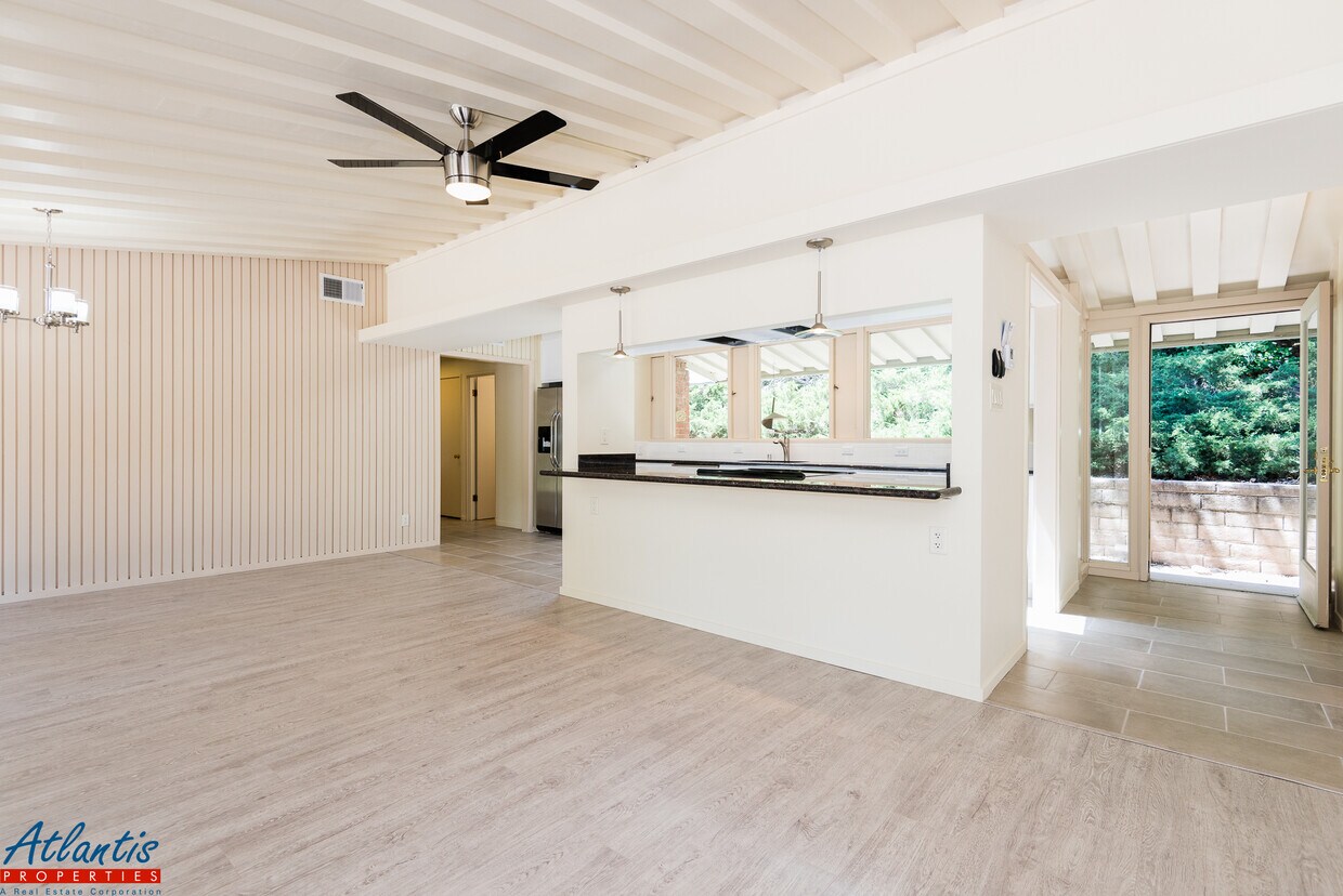 Foto principal - 18631 Blythswood Dr