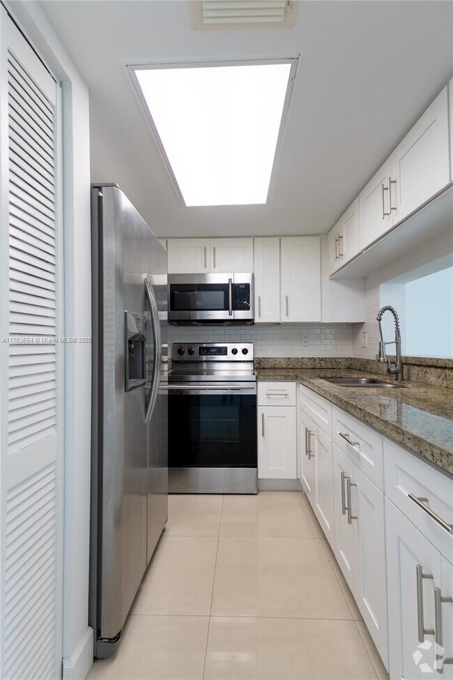 Building Photo - 2075 SW 122nd Ave