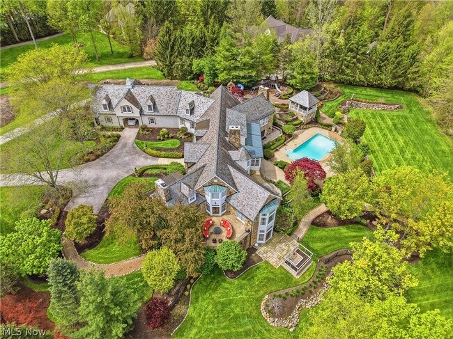 Foto del edificio - 809 Village Trail