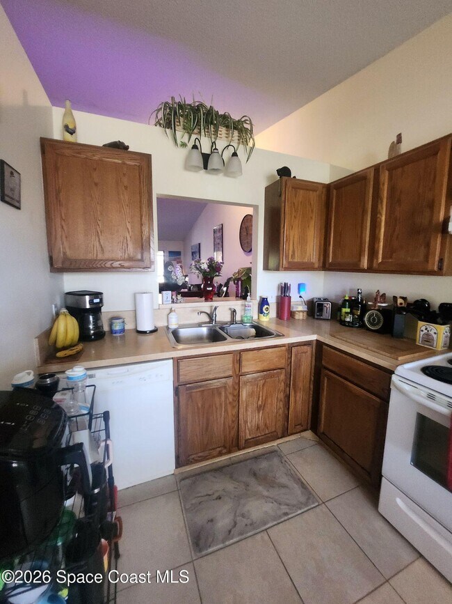 Foto del edificio - 2824 Coleman Ct