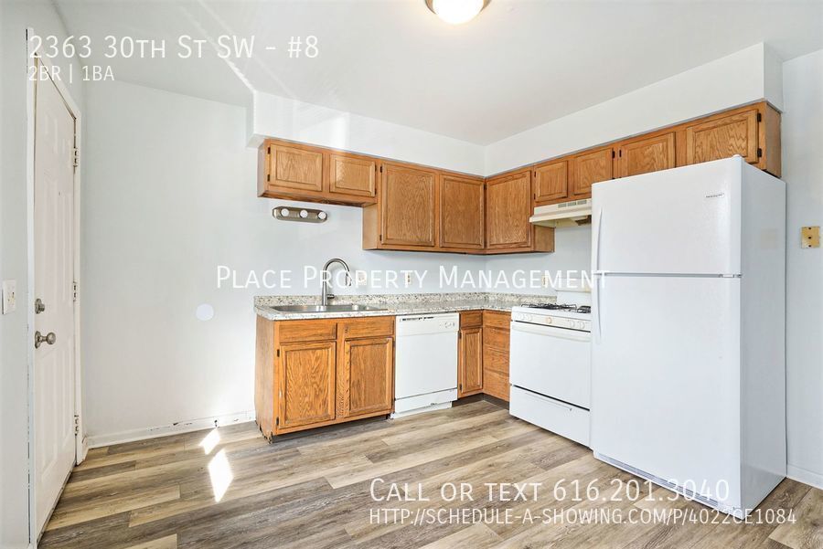 Primary Photo - 2363 30th #8 Upper 2 bedroom Unit!