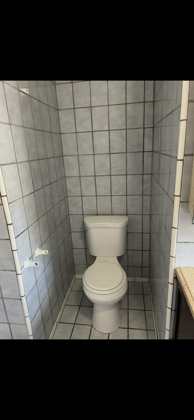 Baño - 2629 Baltic Ave